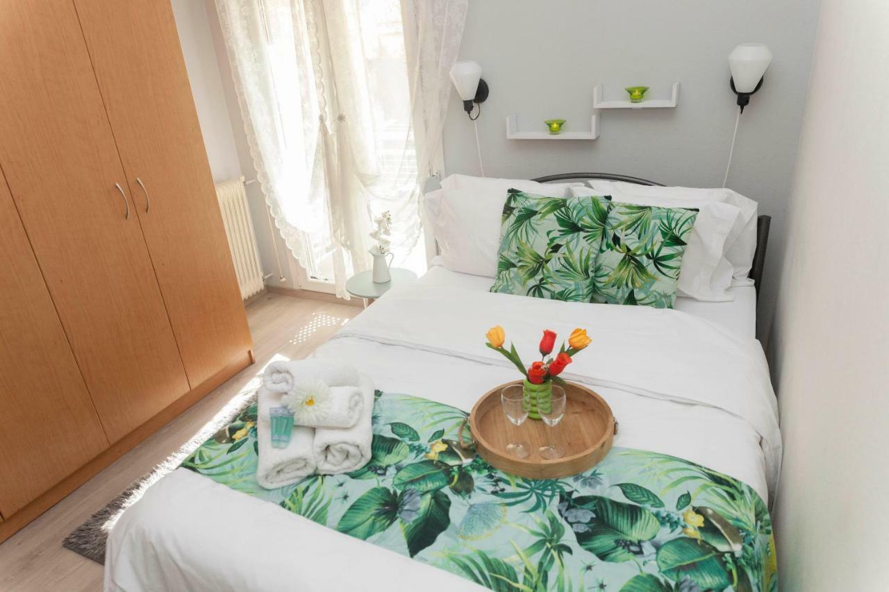 City Center Apartment Near Helexpo Tesalonika Bagian luar foto